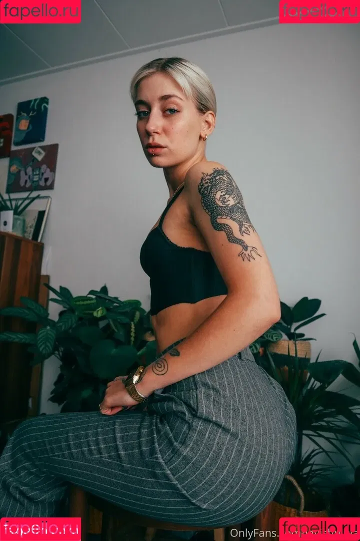 UlulaXx / lavinaluo / lavishulula Onlyfans Photo Gallery 