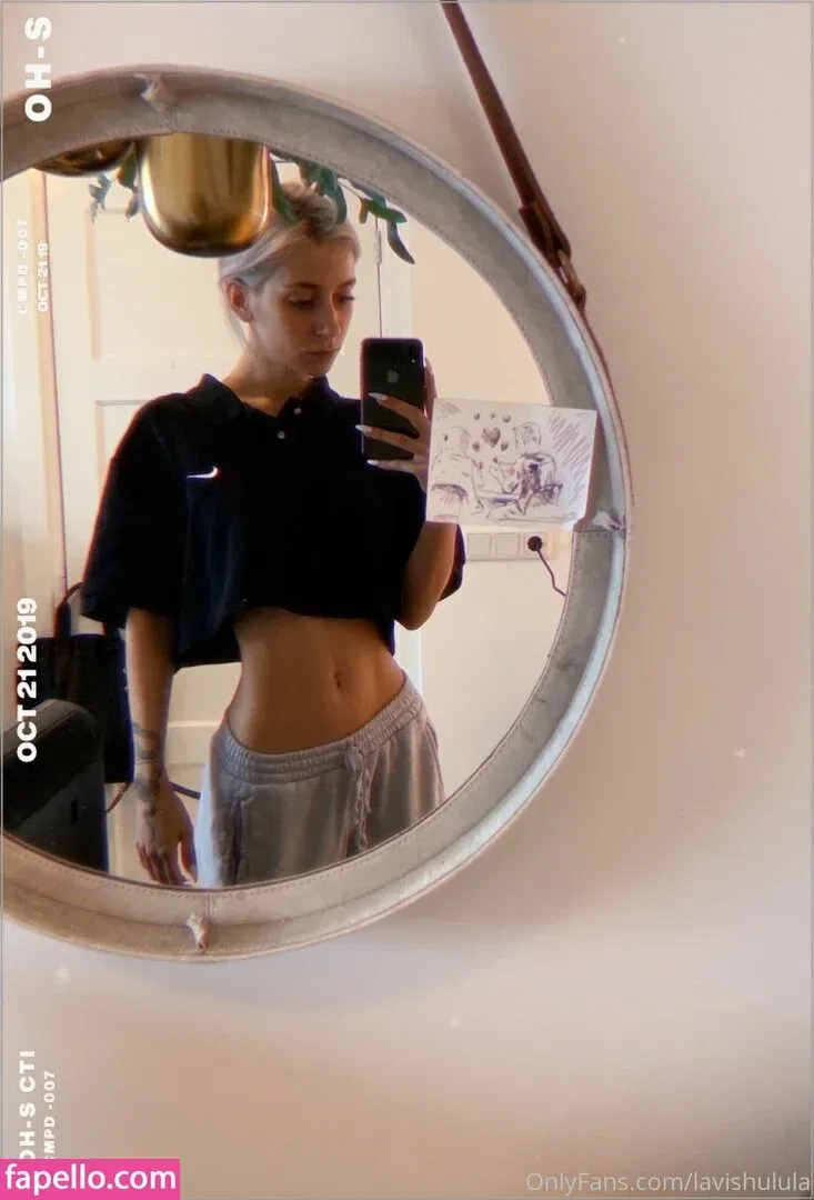 UlulaXx / lavinaluo / lavishulula Onlyfans Photo Gallery 