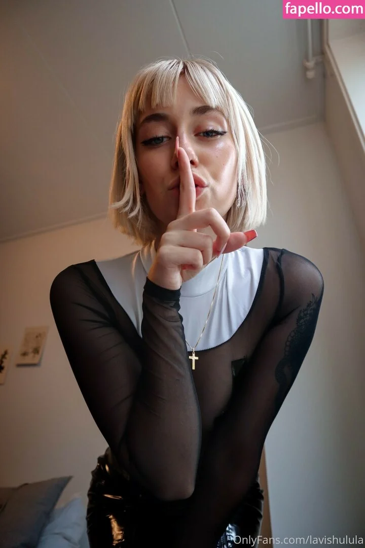 UlulaXx / lavinaluo / lavishulula Onlyfans Photo Gallery 