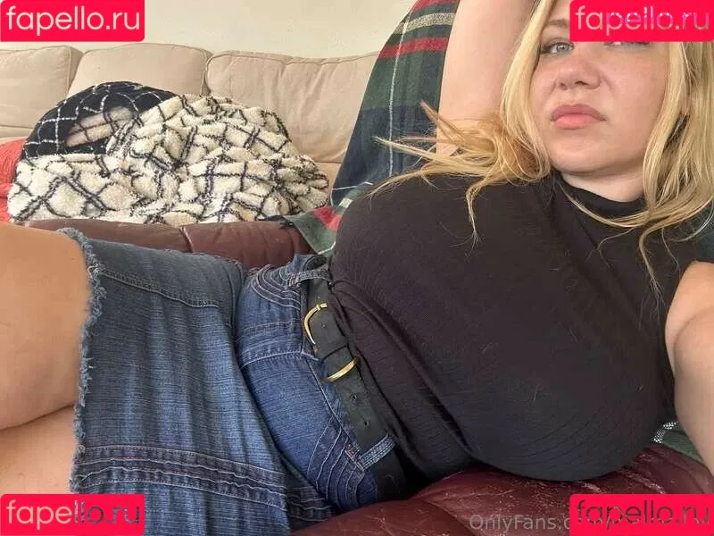 Mal Malloy / MalMalloy / itsamemalmalloy Onlyfans Photo Gallery 