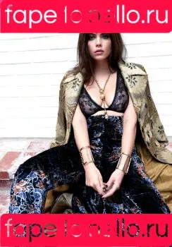 AshBenzo / Ashley Benson / ashley_benson1 / ashleybenson Onlyfans Photo Gallery 