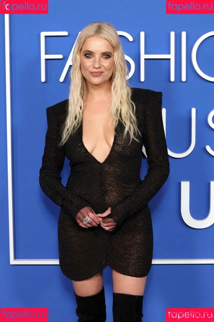 AshBenzo / Ashley Benson / ashley_benson1 / ashleybenson Onlyfans Photo Gallery 