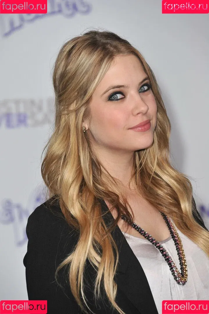 AshBenzo / Ashley Benson / ashley_benson1 / ashleybenson Onlyfans Photo Gallery 