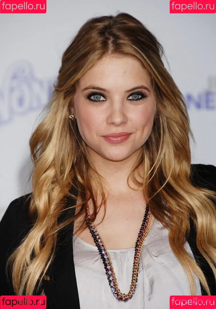 AshBenzo / Ashley Benson / ashley_benson1 / ashleybenson Onlyfans Photo Gallery 