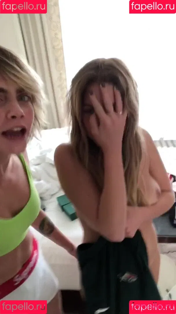 AshBenzo / Ashley Benson / ashley_benson1 / ashleybenson Onlyfans Photo Gallery 