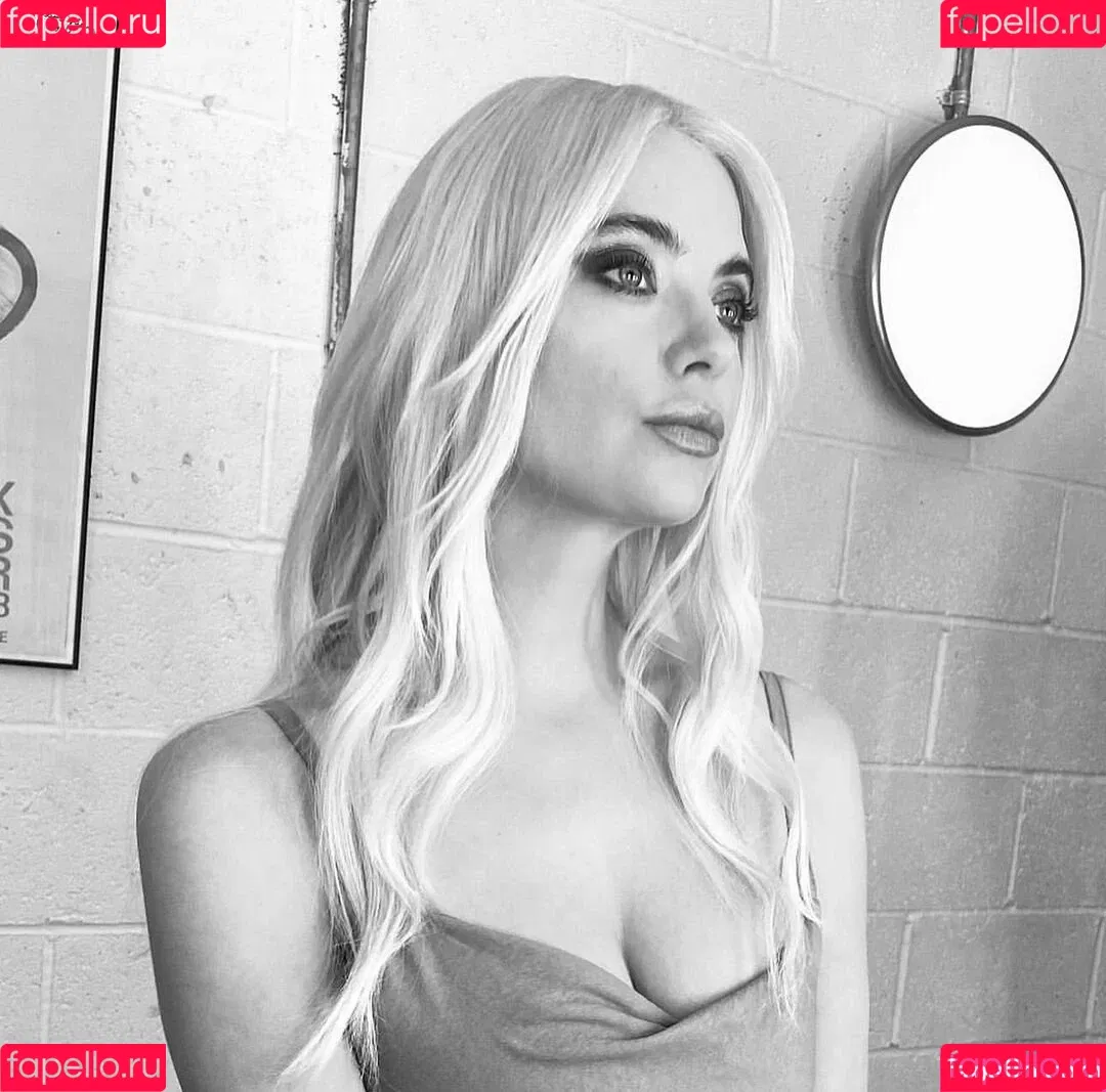 AshBenzo / Ashley Benson / ashley_benson1 / ashleybenson Onlyfans Photo Gallery 