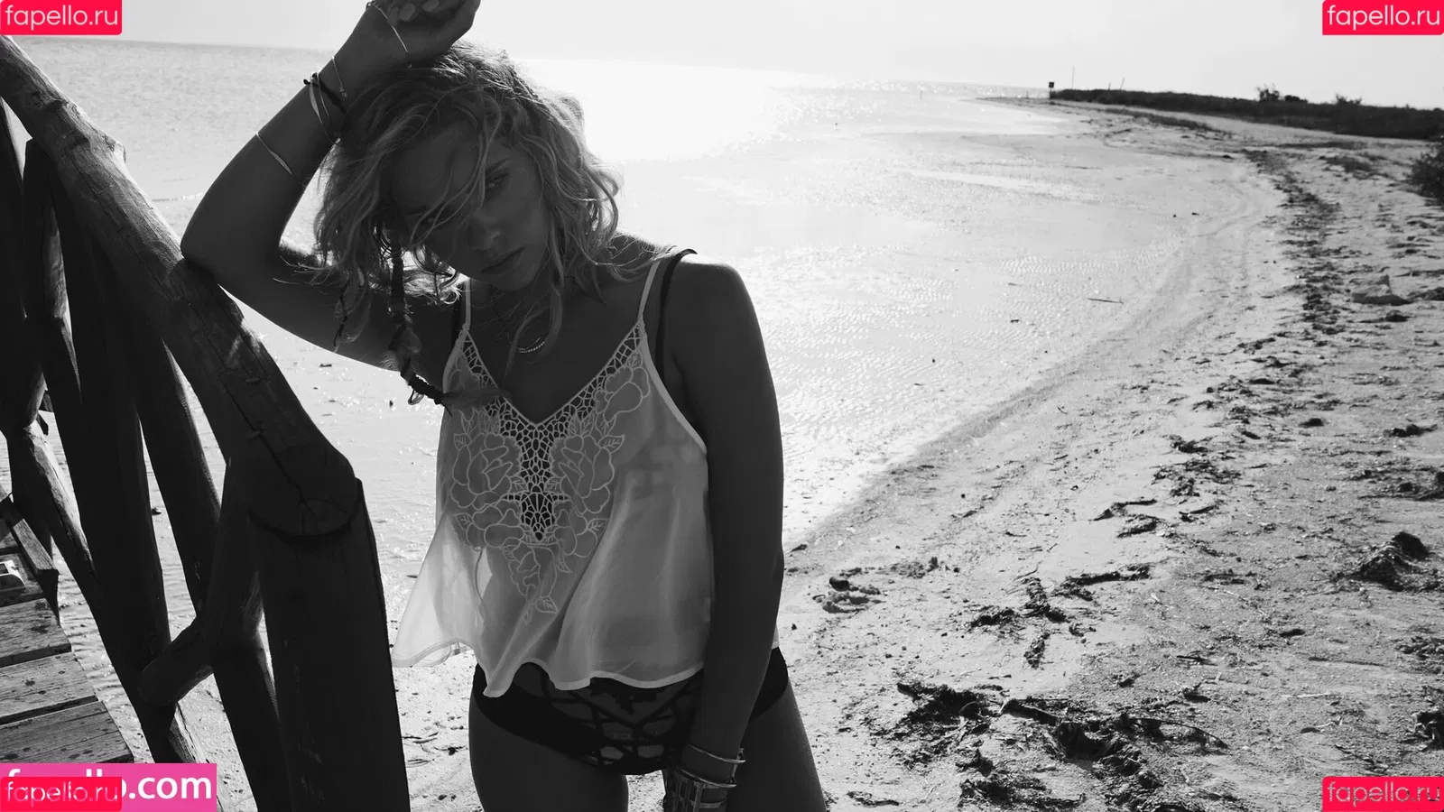 AshBenzo / Ashley Benson / ashley_benson1 / ashleybenson Onlyfans Photo Gallery 