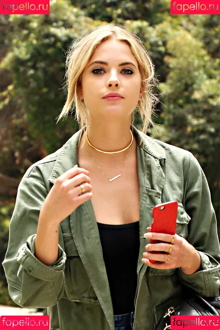 AshBenzo / Ashley Benson / ashley_benson1 / ashleybenson Onlyfans Photo Gallery 