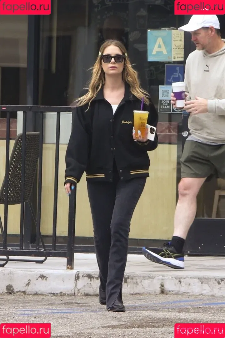 AshBenzo / Ashley Benson / ashley_benson1 / ashleybenson Onlyfans Photo Gallery 