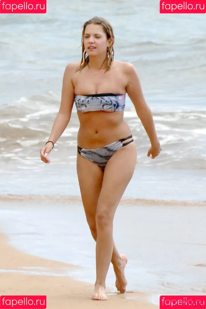 AshBenzo / Ashley Benson / ashley_benson1 / ashleybenson Onlyfans Photo Gallery 