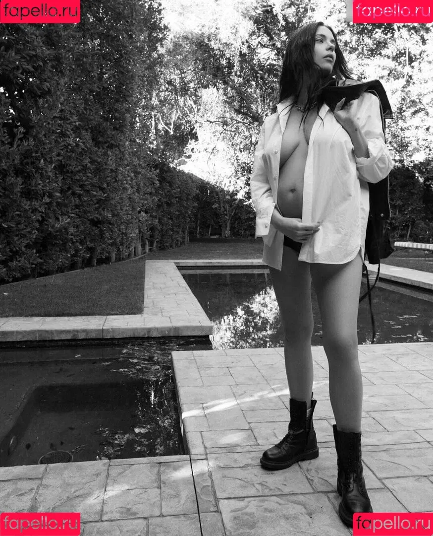 AshBenzo / Ashley Benson / ashley_benson1 / ashleybenson Onlyfans Photo Gallery 