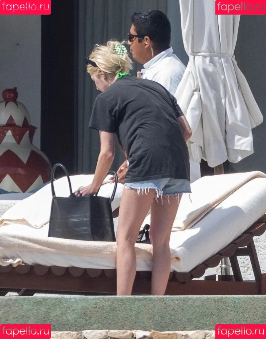 AshBenzo / Ashley Benson / ashley_benson1 / ashleybenson Onlyfans Photo Gallery 