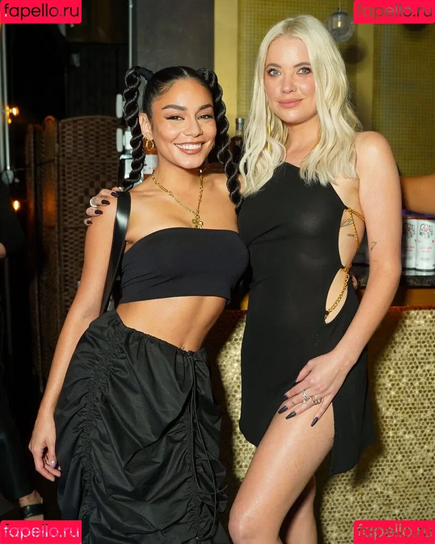 AshBenzo / Ashley Benson / ashley_benson1 / ashleybenson Onlyfans Photo Gallery 
