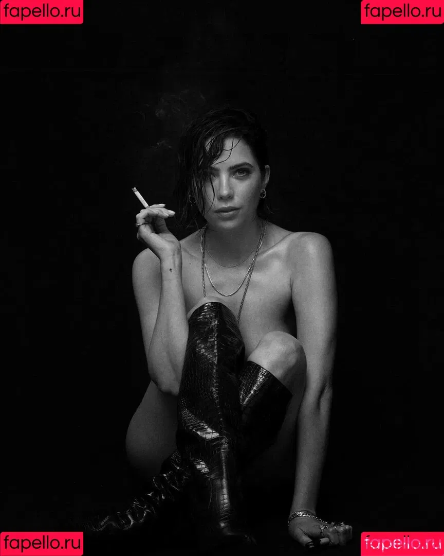 AshBenzo / Ashley Benson / ashley_benson1 / ashleybenson Onlyfans Photo Gallery 