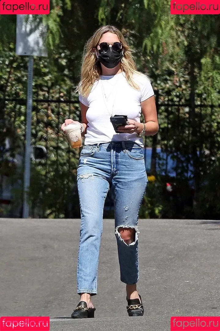 AshBenzo / Ashley Benson / ashley_benson1 / ashleybenson Onlyfans Photo Gallery 