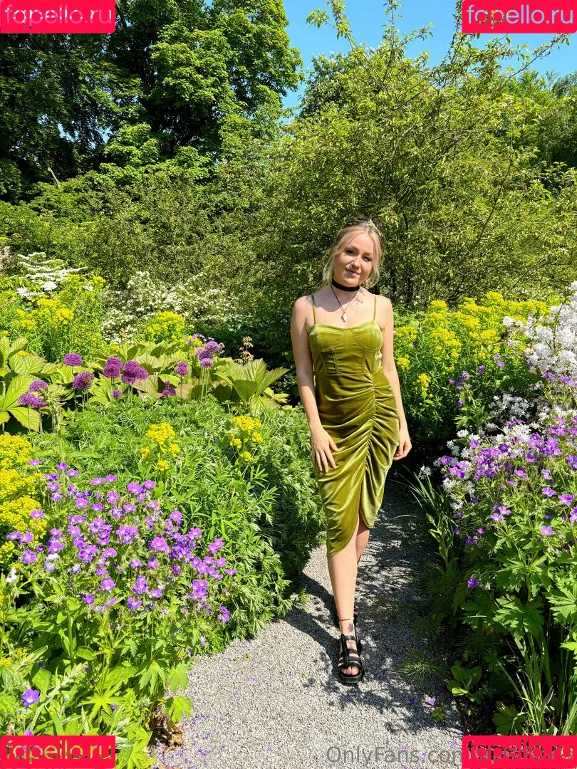 lunaafaeee / lunalafoe Onlyfans Photo Gallery 
