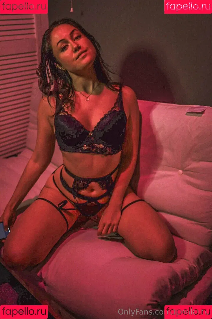 lunaafaeee / lunalafoe Onlyfans Photo Gallery 