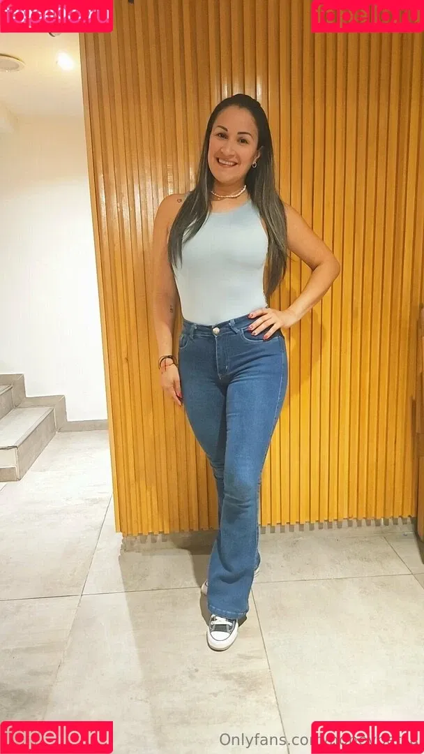 honeybetsa / moms__honeybeta Onlyfans Photo Gallery 