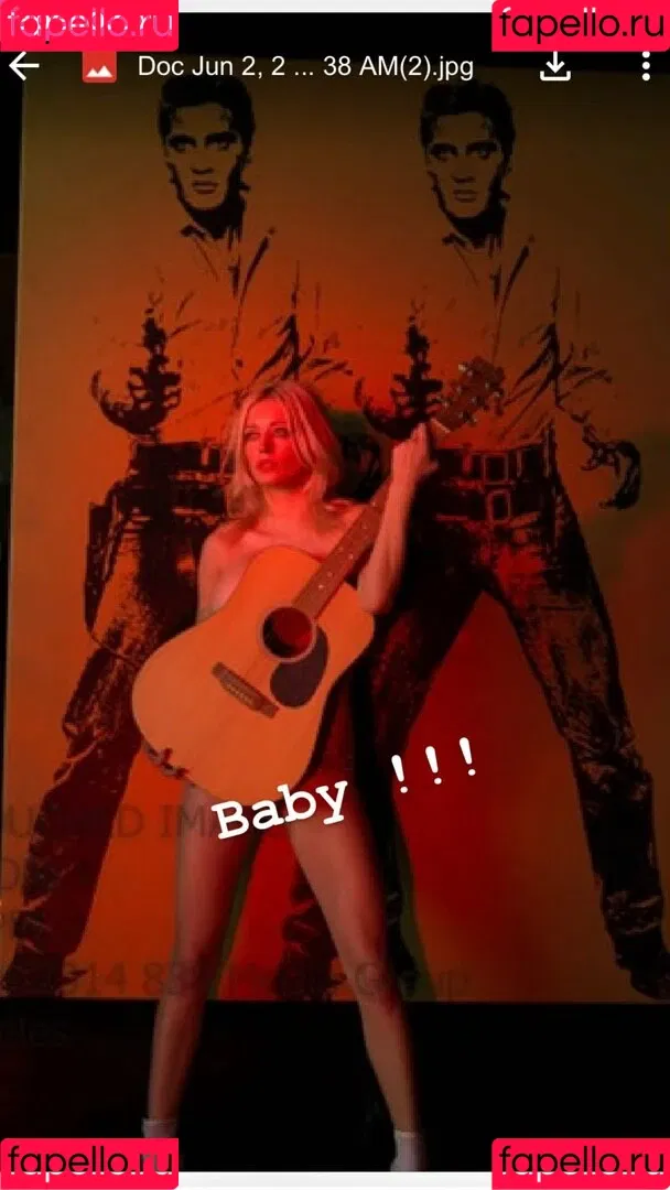 Caroline Vreeland / carolinevreeland / carovreeland Onlyfans Photo Gallery 