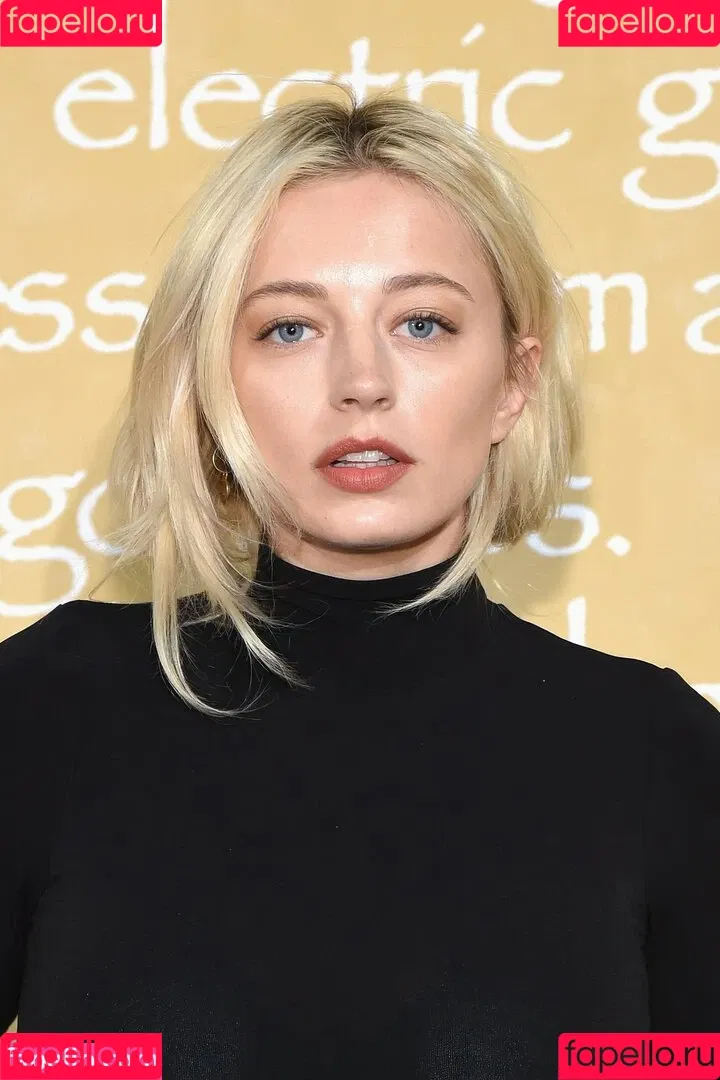 Caroline Vreeland / carolinevreeland / carovreeland Onlyfans Photo Gallery 