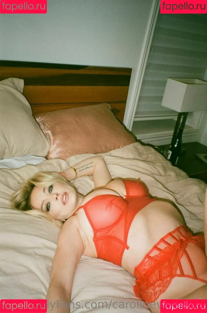 Caroline Vreeland / carolinevreeland / carovreeland Onlyfans Photo Gallery 