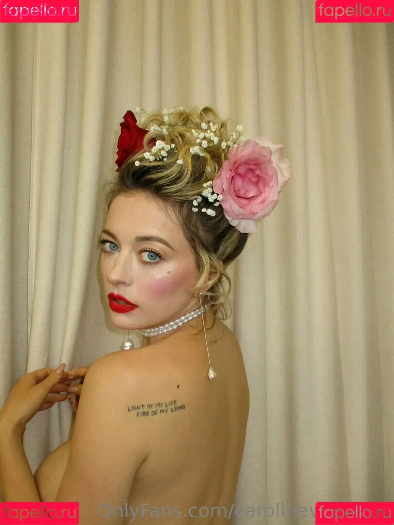 Caroline Vreeland / carolinevreeland / carovreeland Onlyfans Photo Gallery 