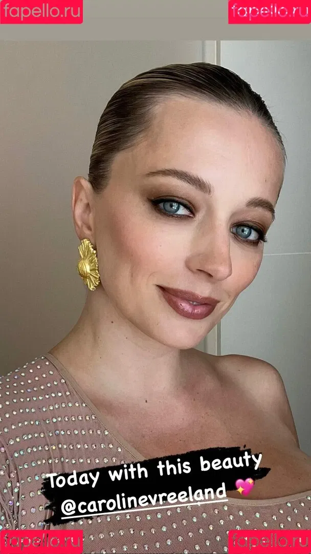 Caroline Vreeland / carolinevreeland / carovreeland Onlyfans Photo Gallery 