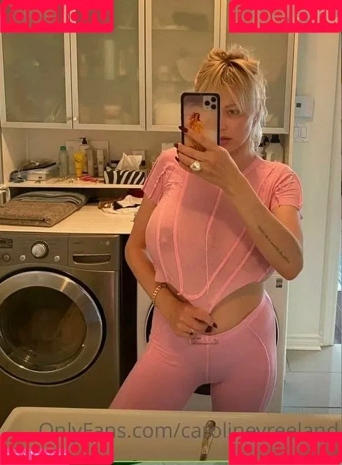 Caroline Vreeland / carolinevreeland / carovreeland Onlyfans Photo Gallery 