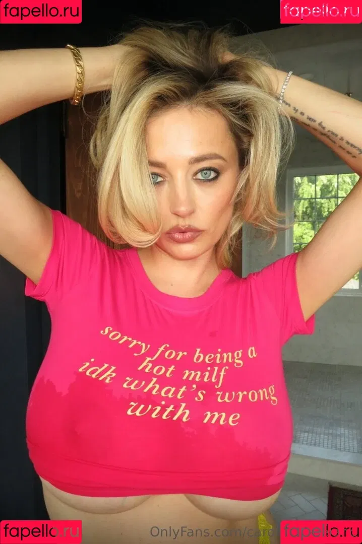 Caroline Vreeland / carolinevreeland / carovreeland Onlyfans Photo Gallery 
