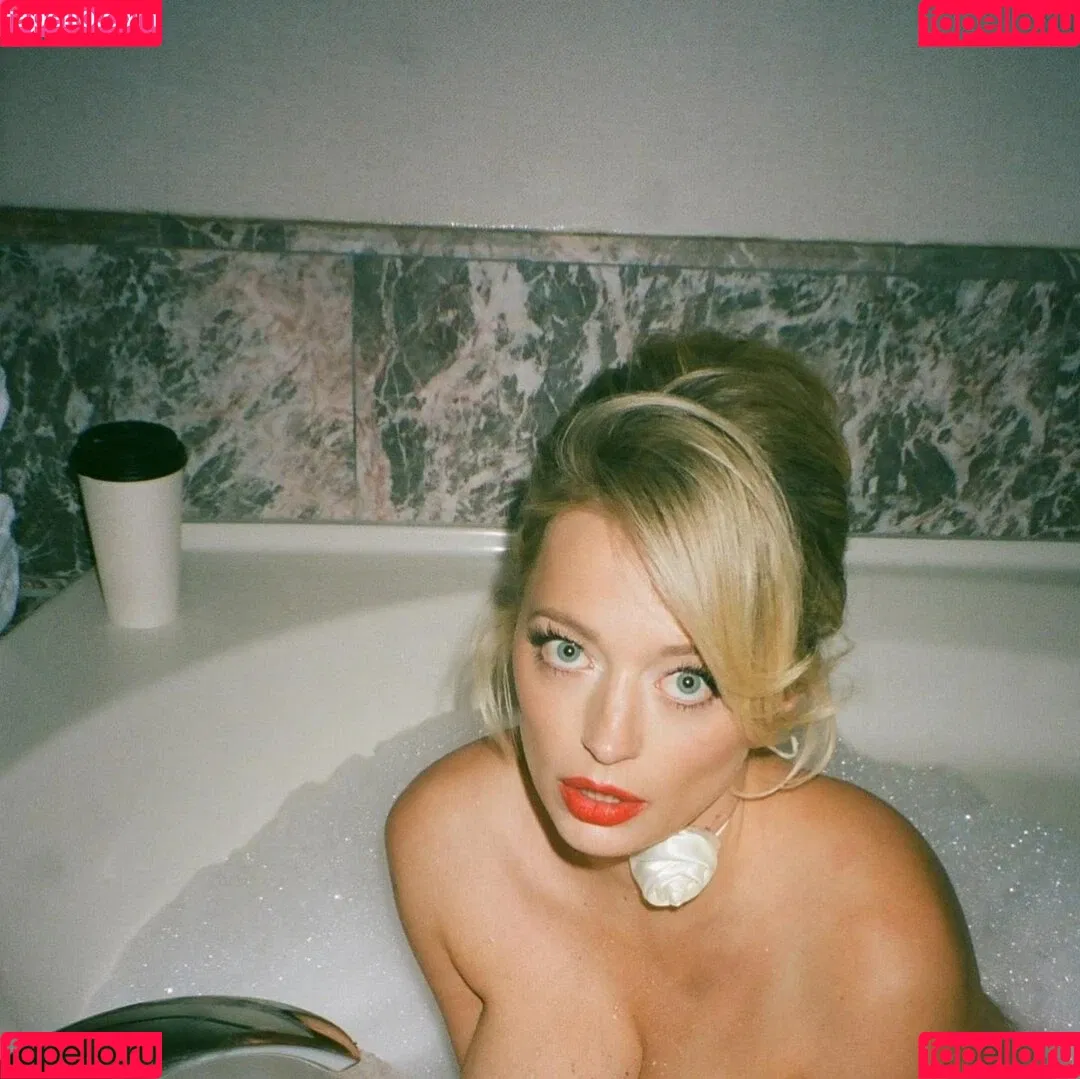 Caroline Vreeland / carolinevreeland / carovreeland Onlyfans Photo Gallery 