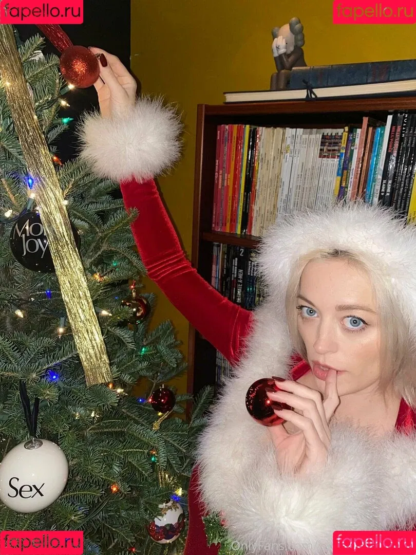 Caroline Vreeland / carolinevreeland / carovreeland Onlyfans Photo Gallery 
