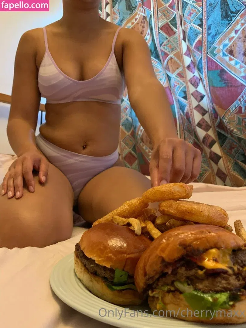 cherrymaxx / dikehmaxwell Onlyfans Photo Gallery 