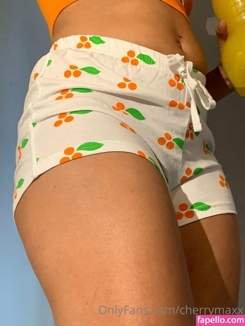 cherrymaxx / dikehmaxwell Onlyfans Photo Gallery 