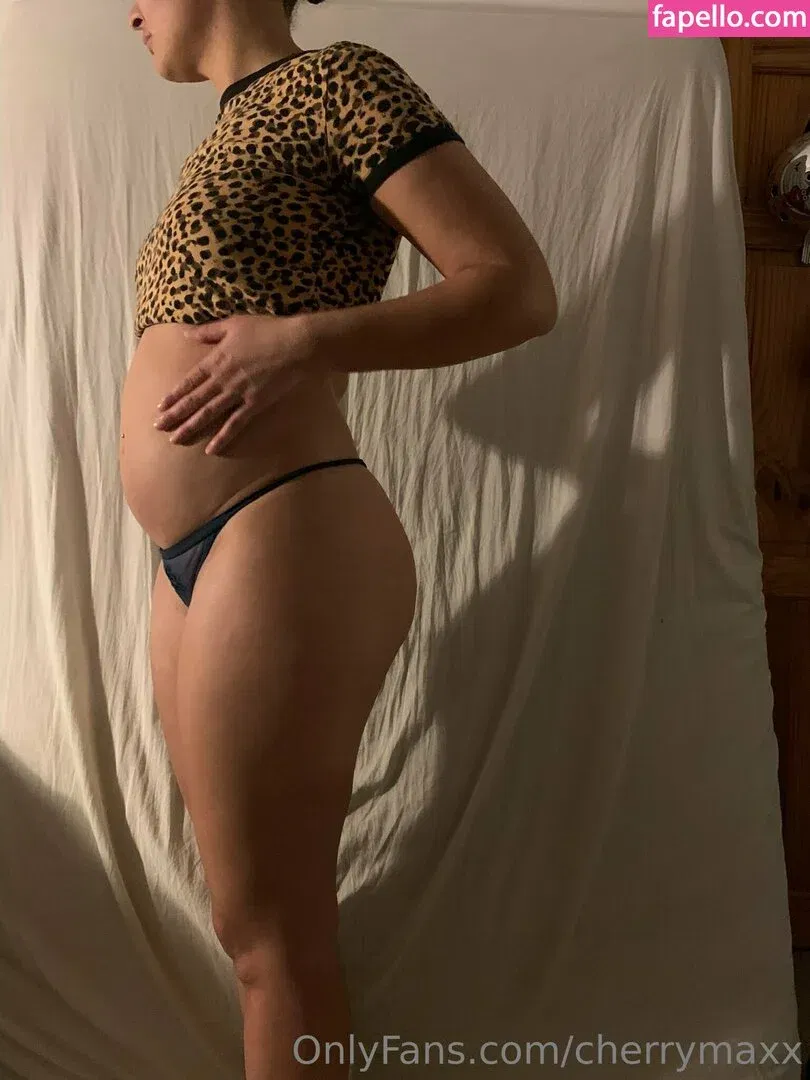 cherrymaxx / dikehmaxwell Onlyfans Photo Gallery 