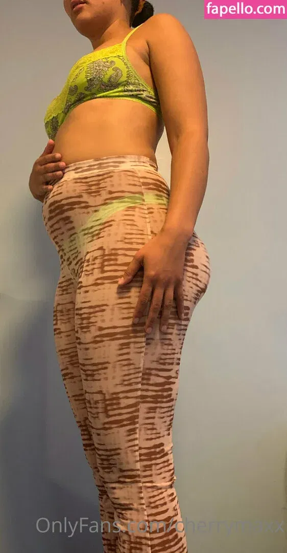 cherrymaxx / dikehmaxwell Onlyfans Photo Gallery 