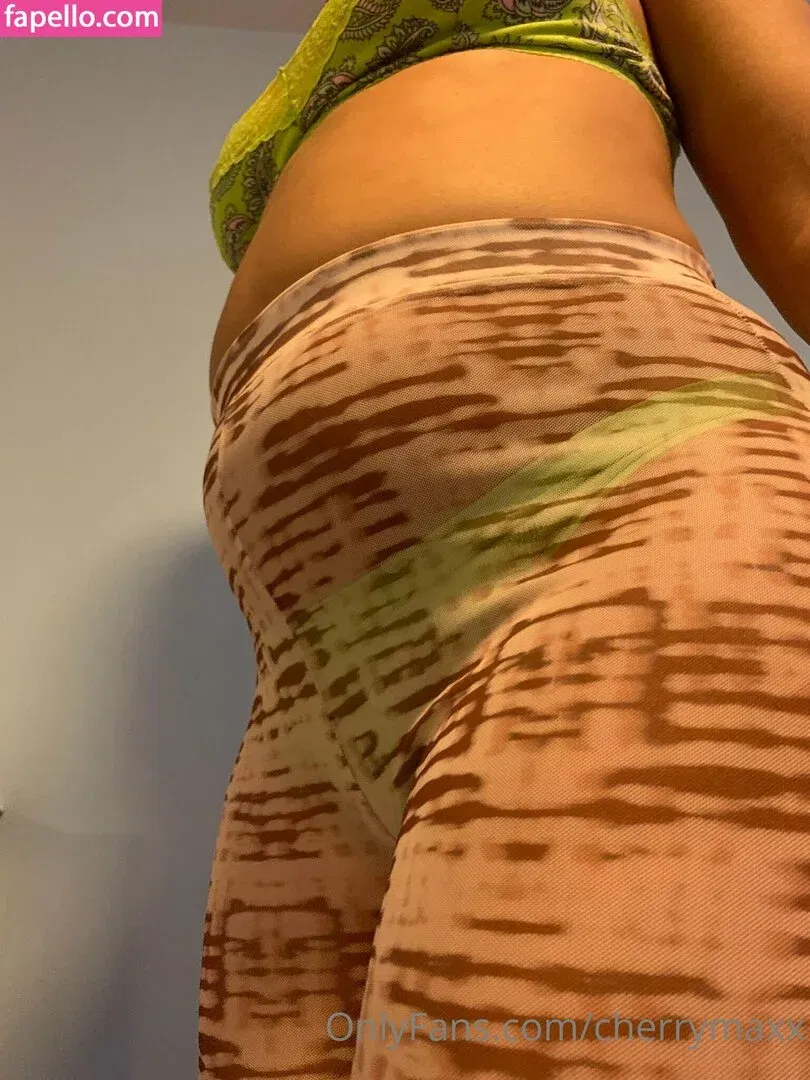 cherrymaxx / dikehmaxwell Onlyfans Photo Gallery 