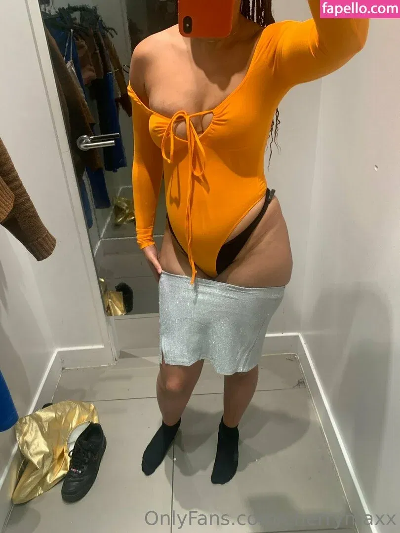 cherrymaxx / dikehmaxwell Onlyfans Photo Gallery 