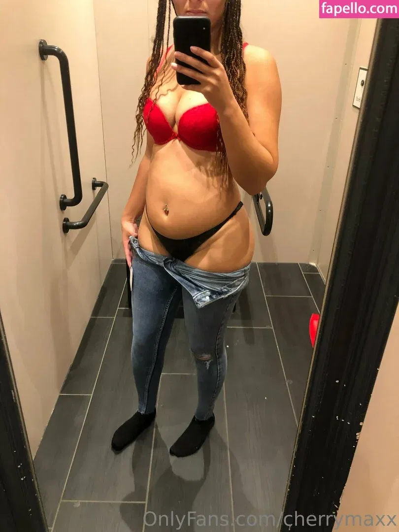 cherrymaxx / dikehmaxwell Onlyfans Photo Gallery 