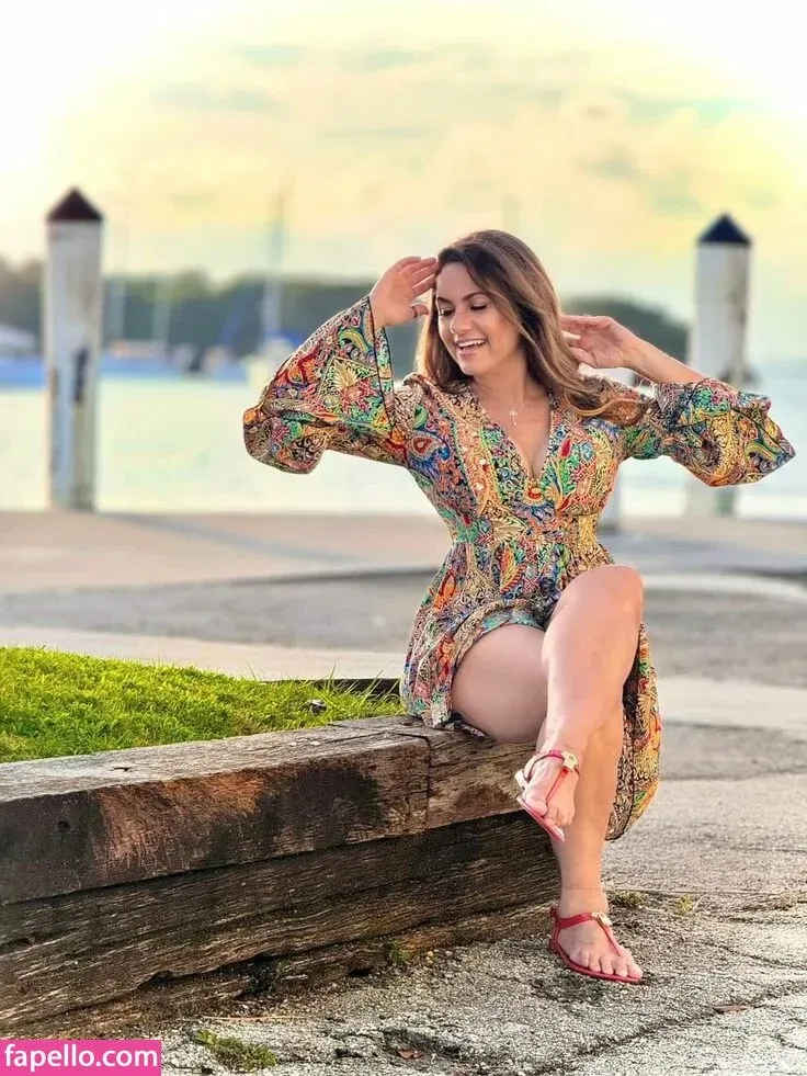 Penelope Menchaca / menchaca.oficial Onlyfans Photo Gallery 