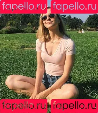 Erin Moriarty / erinelairmoriarty Onlyfans Photo Gallery 