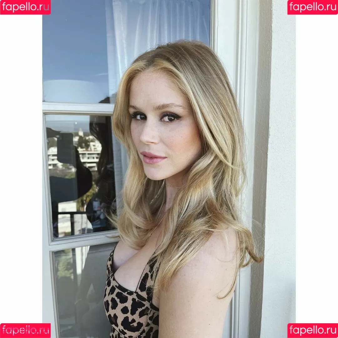 Erin Moriarty / erinelairmoriarty Onlyfans Photo Gallery 