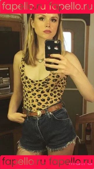 Erin Moriarty / erinelairmoriarty Onlyfans Photo Gallery 
