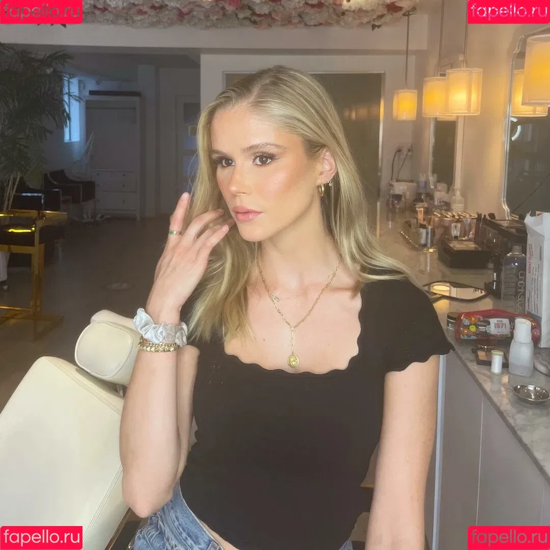 Erin Moriarty / erinelairmoriarty Onlyfans Photo Gallery 