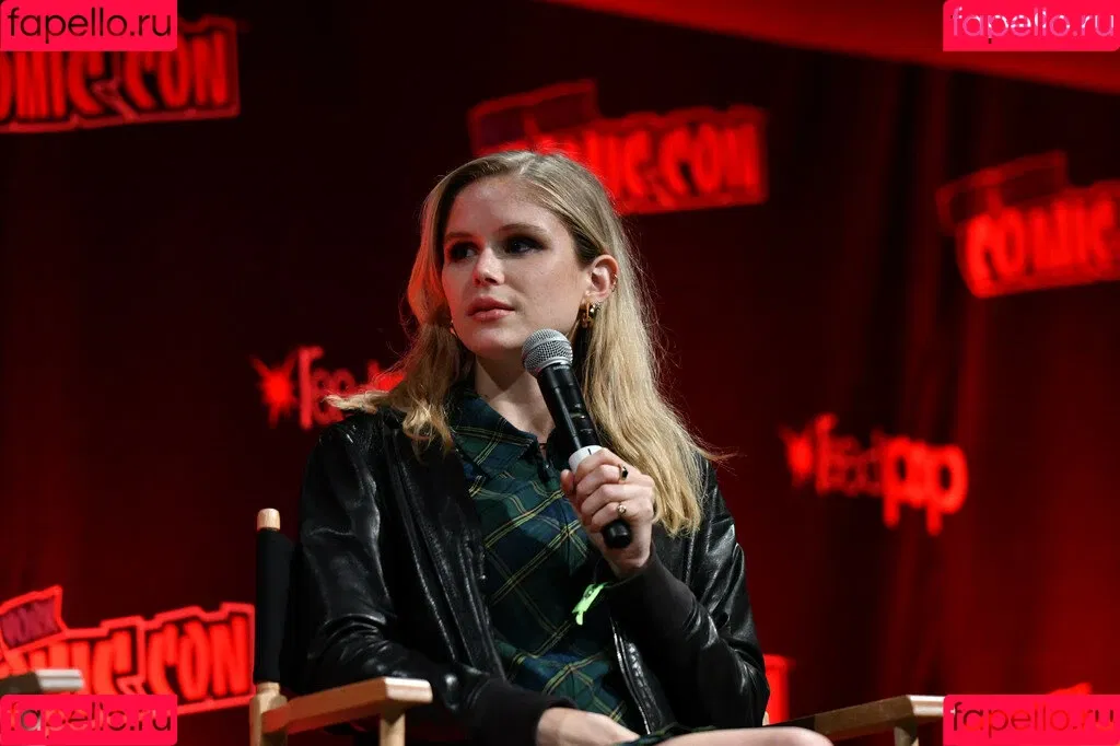 Erin Moriarty / erinelairmoriarty Onlyfans Photo Gallery 