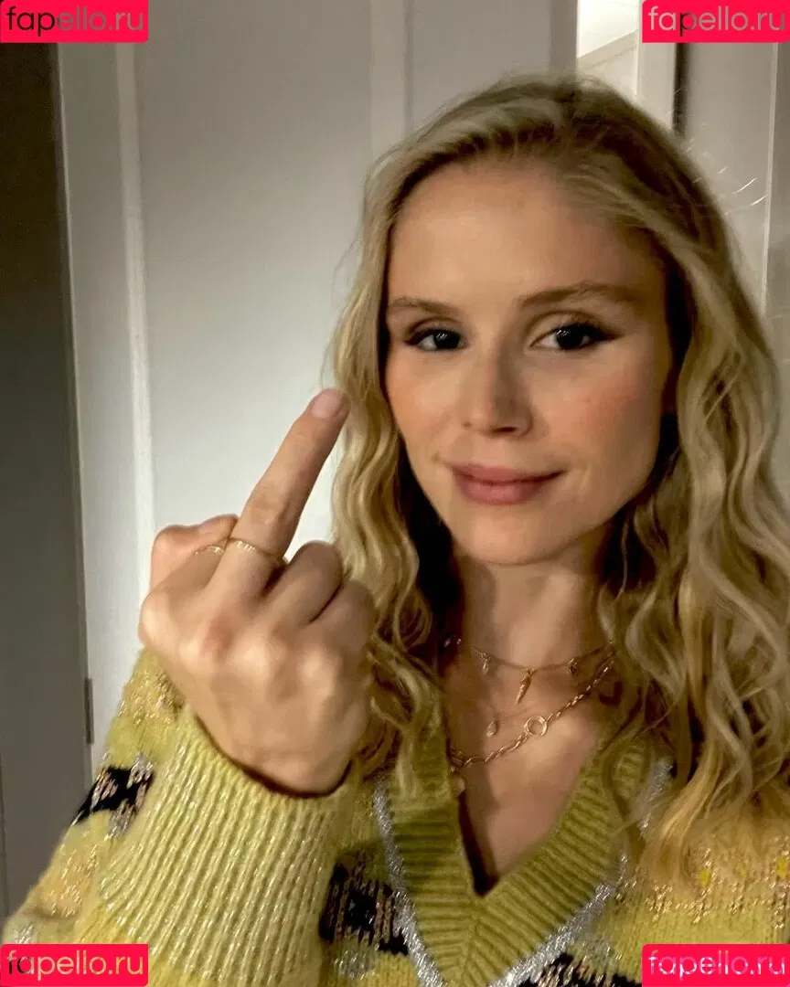 Erin Moriarty / erinelairmoriarty Onlyfans Photo Gallery 