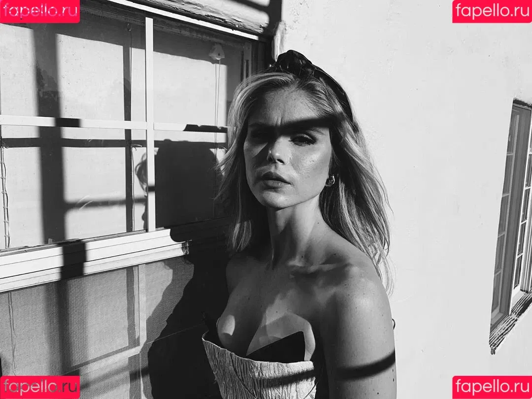 Erin Moriarty / erinelairmoriarty Onlyfans Photo Gallery 