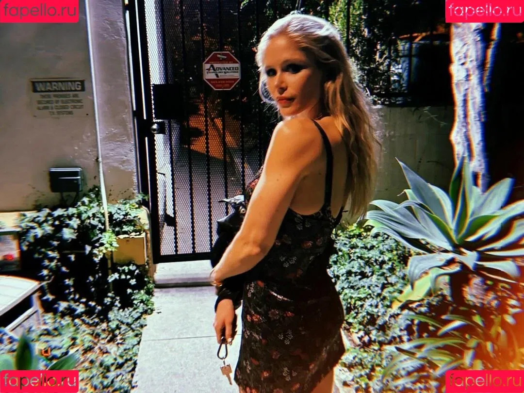 Erin Moriarty / erinelairmoriarty Onlyfans Photo Gallery 