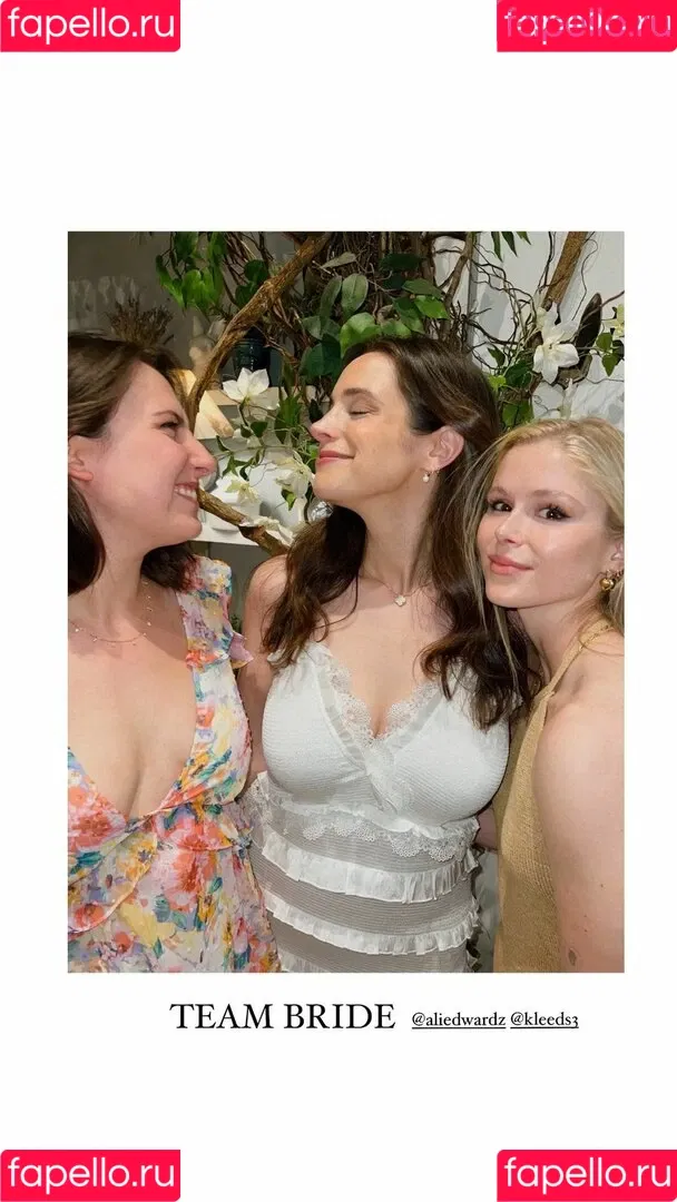 Erin Moriarty / erinelairmoriarty Onlyfans Photo Gallery 