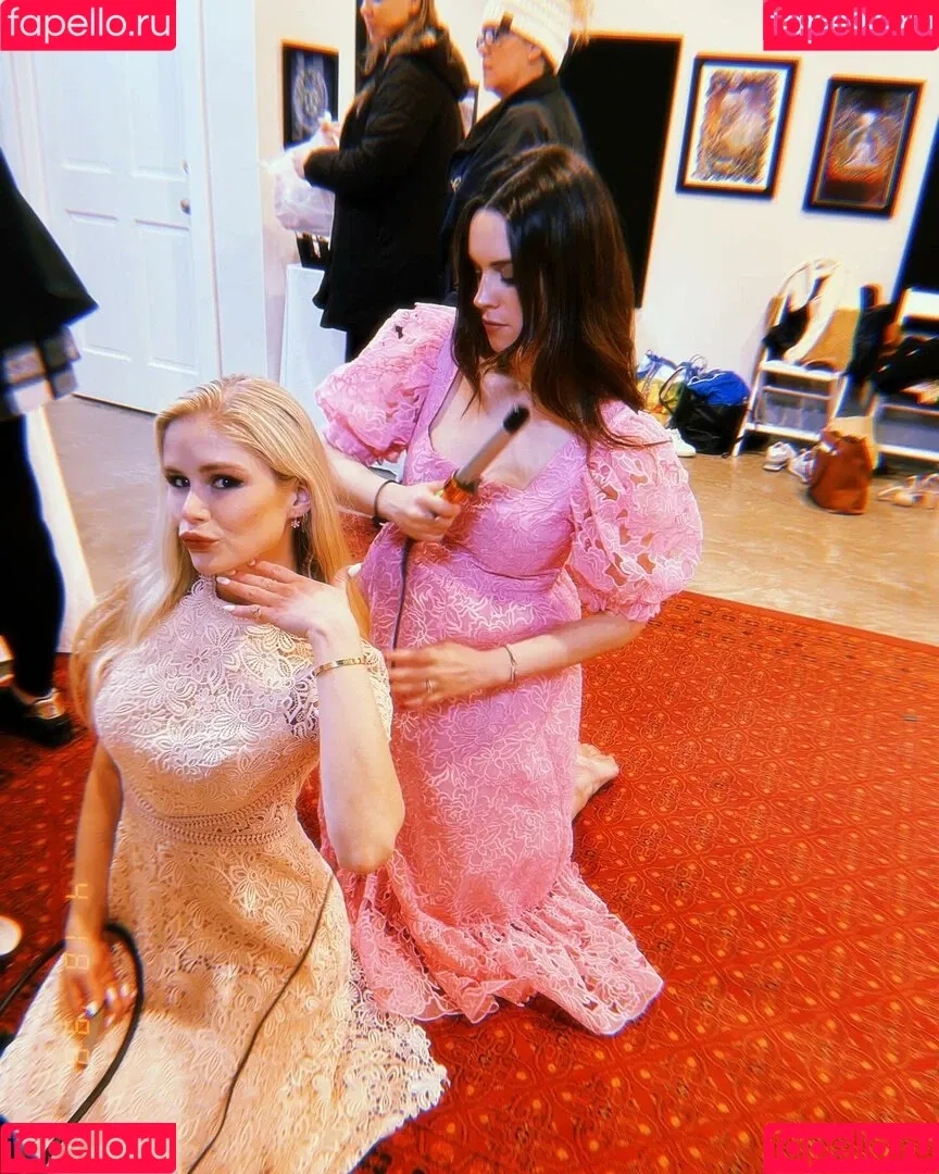 Erin Moriarty / erinelairmoriarty Onlyfans Photo Gallery 