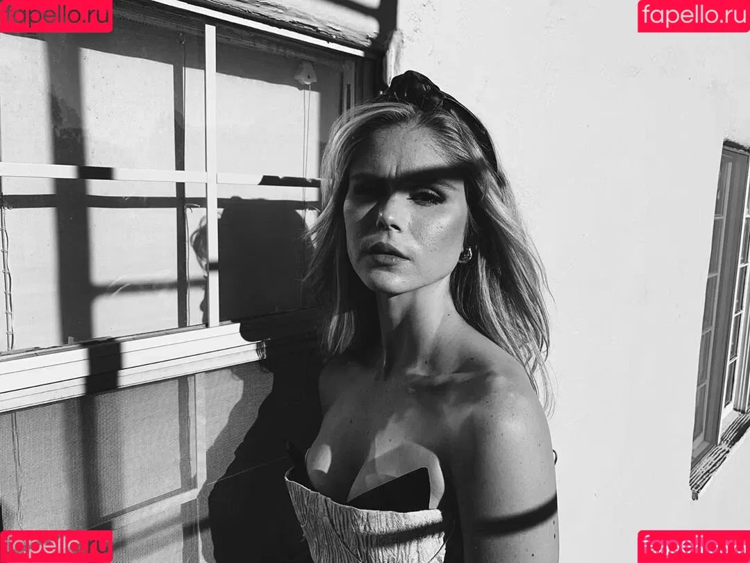 Erin Moriarty / erinelairmoriarty Onlyfans Photo Gallery 